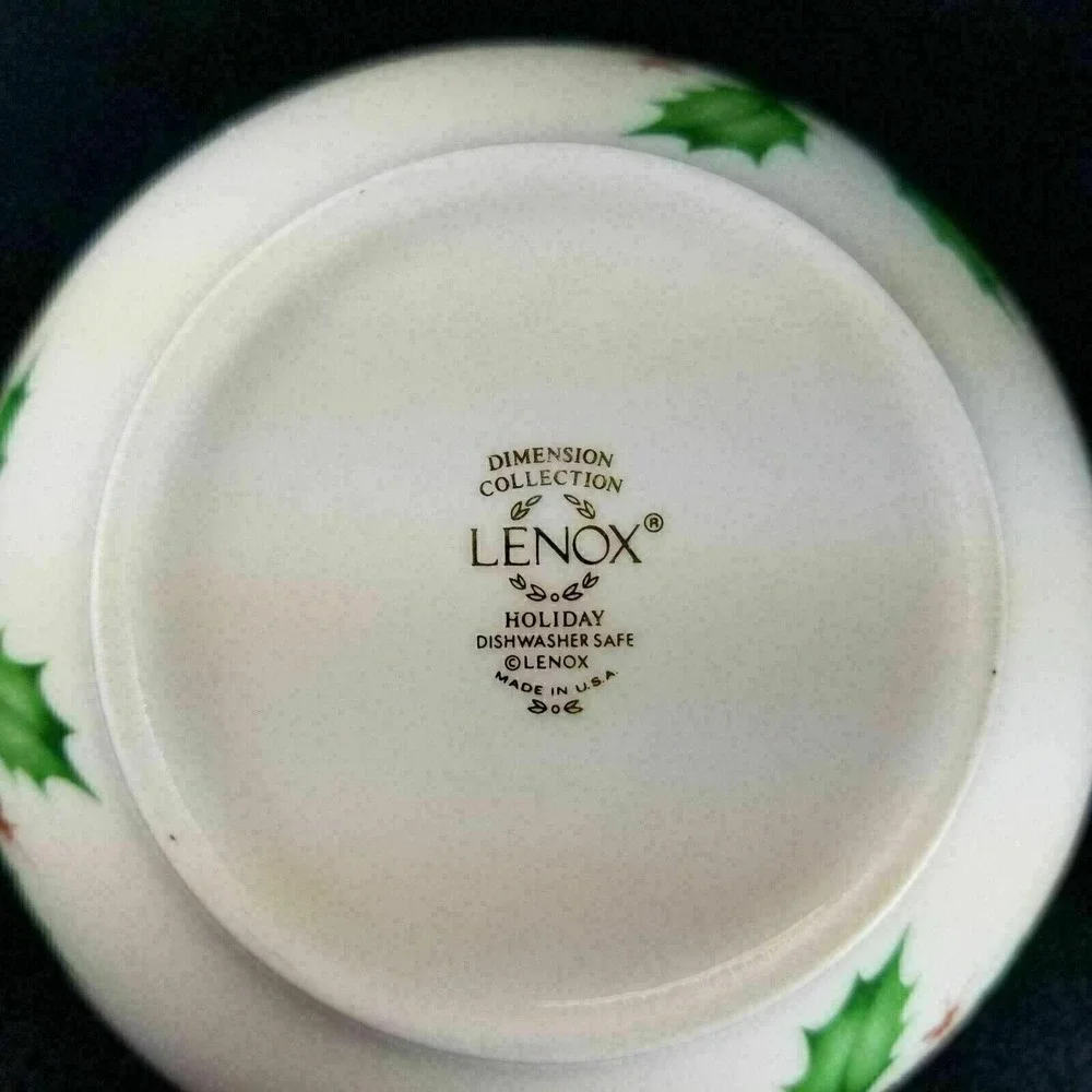 Lenox Holiday Collection 6‎ Inch Christmas Candy Snack Cookie Gold Trim Bowl